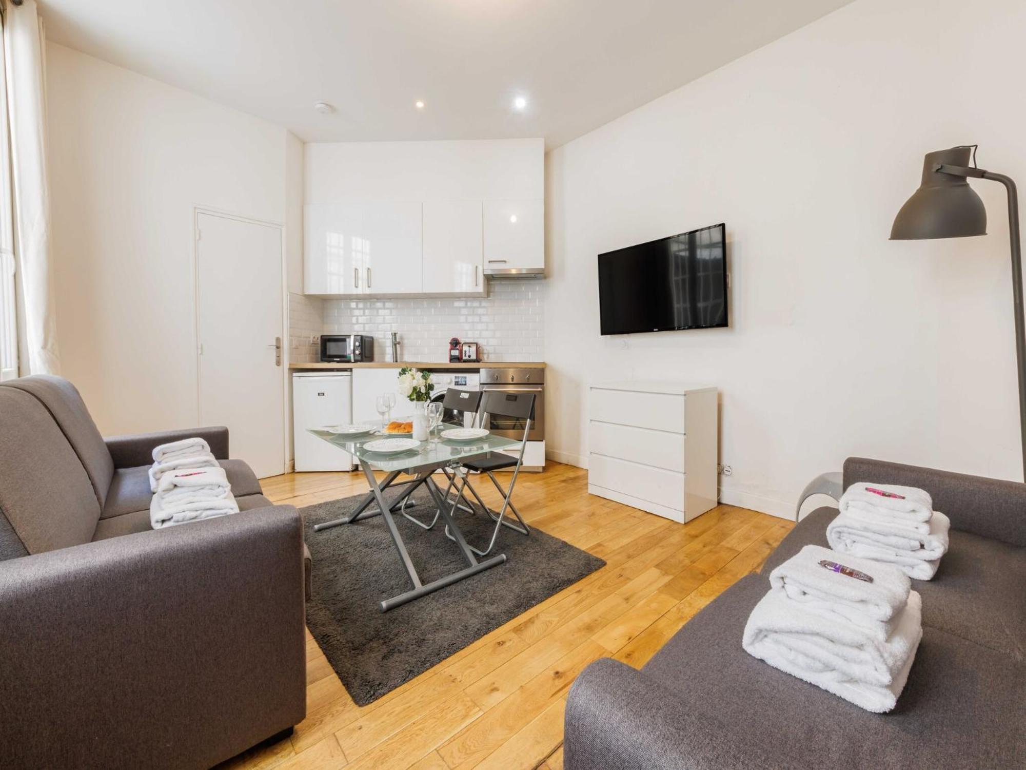 Apartment Lovely Near Eiffel Tower Paris